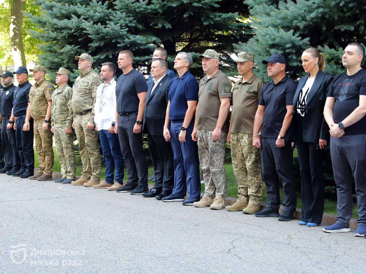 «Справжню любов до країни доводять справами, а не словами»: мер Дніпра Борис Філатов привітав містян із 35-ю річницею відновлення незалежності України
Дніпро разом із усією Україною відзначає День Незалежності. У середмісті, під одним із найбільших 