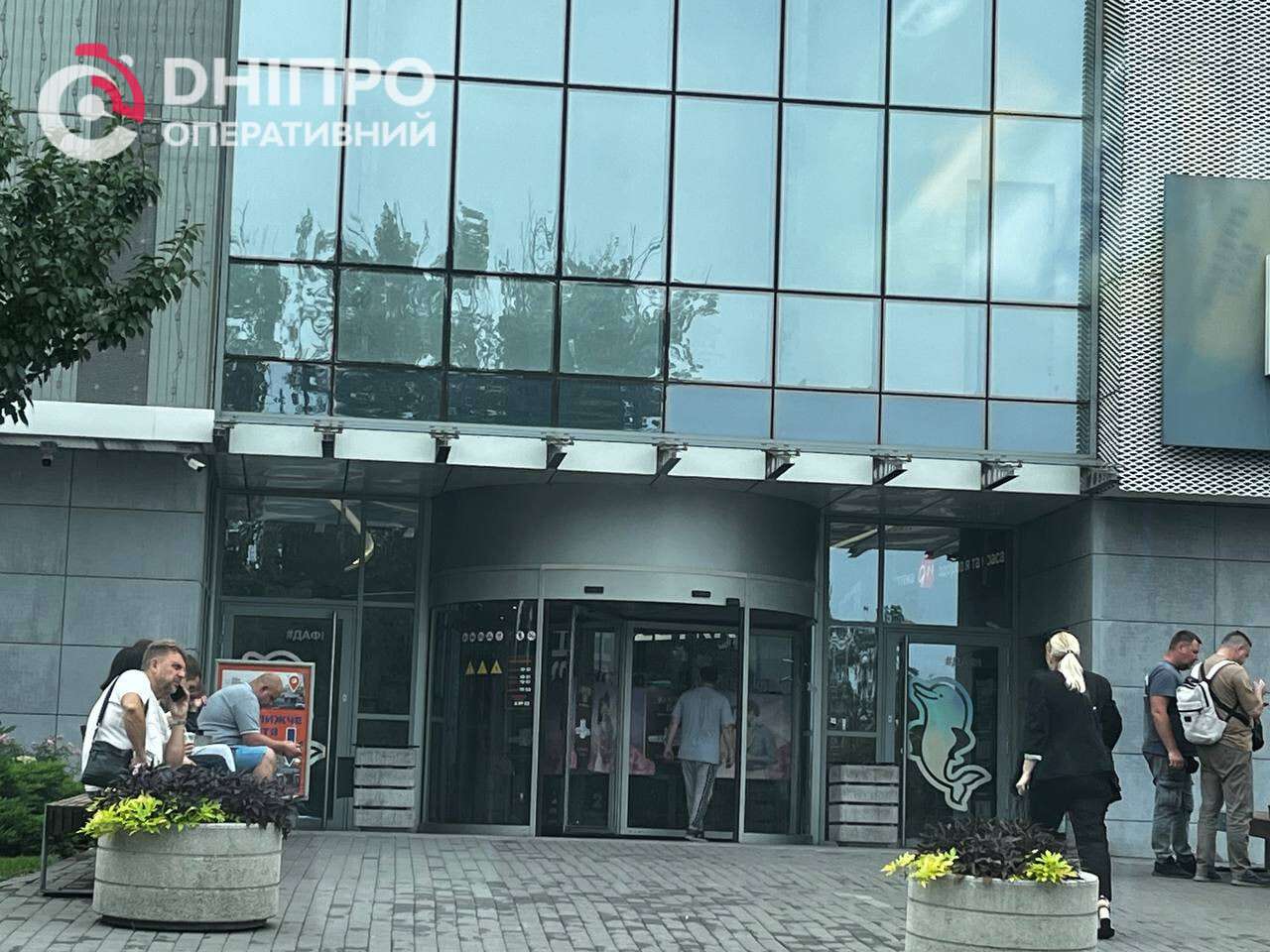 Как работают ТЦ на правом берегу Днепра во время воздушных тревог
