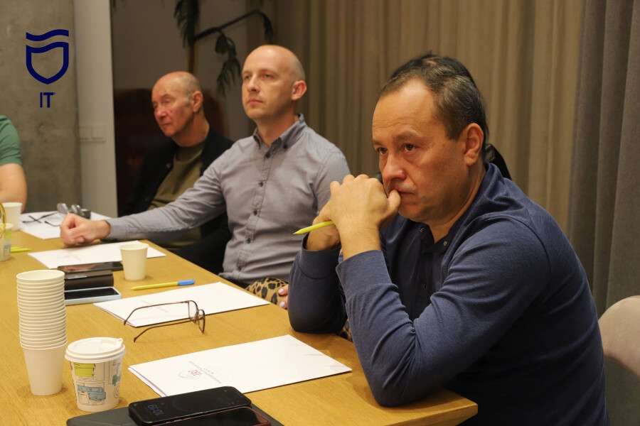 Цифрова концепція Дніпра: як нові технології допомагають відновлювати місто
У Дніпрі обговорили, як сучасні цифрові технології та міжнародна підтримка допомагають ефективно відбудовувати громаду та покращувати життя містян, пише «Дніпро…