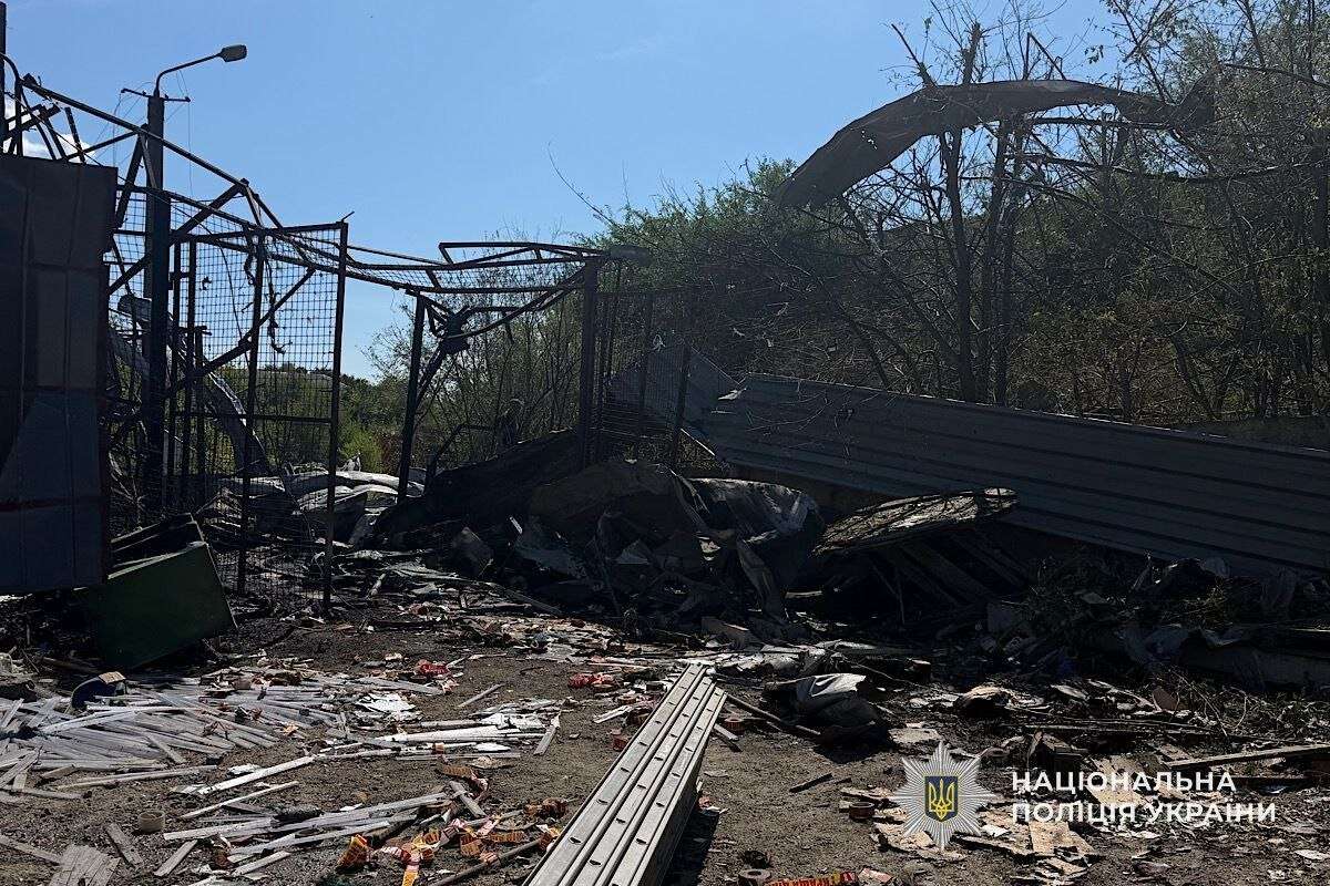 Атака на Дніпро 3 вересня: кількість поранених зросла - що відбувається на місці удару