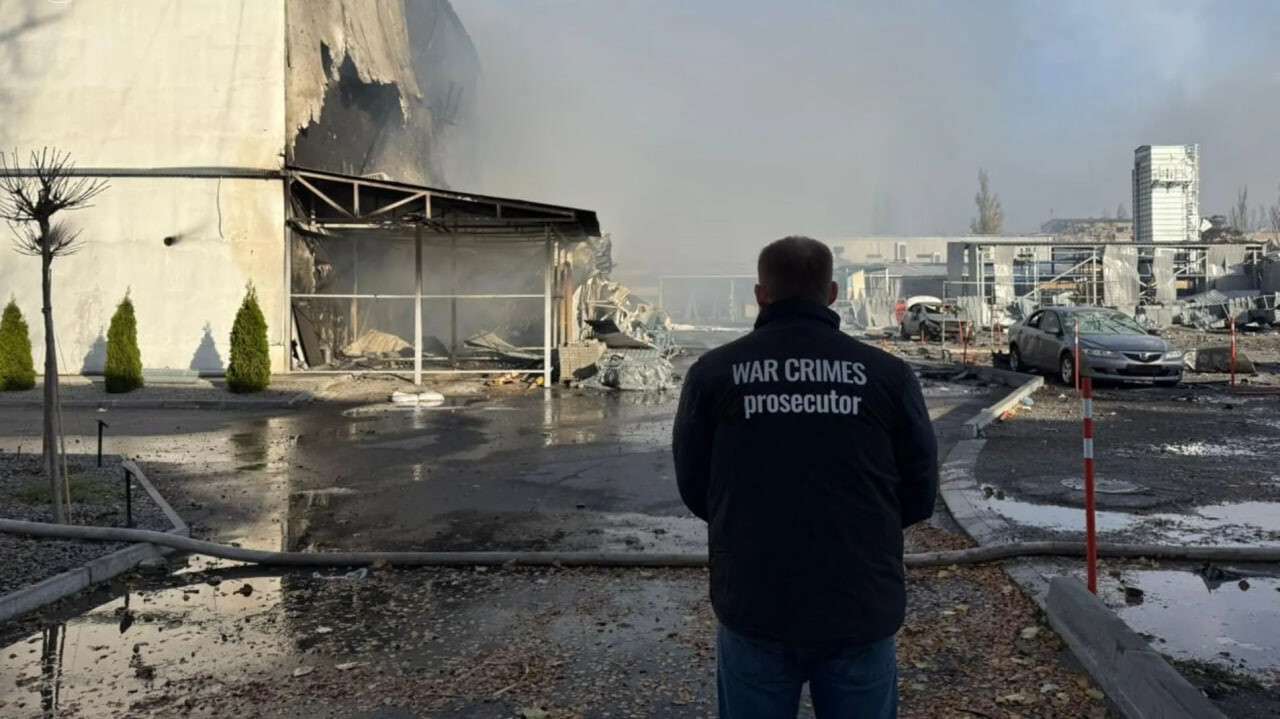 Які компанії постраждали від ударів росіян по Дніпру: від дитячого харчування до ліків