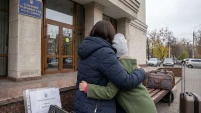 Суд вернул дочь матери