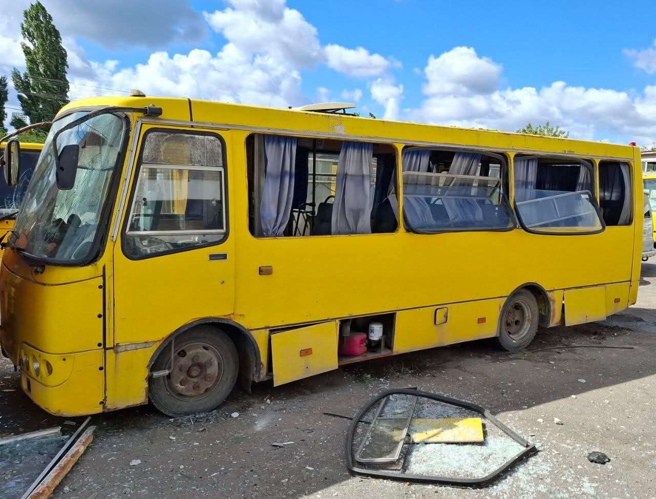 Росіяни вдарили по автотранспортному підприємству: нові подробиці атаки 6 вересня |