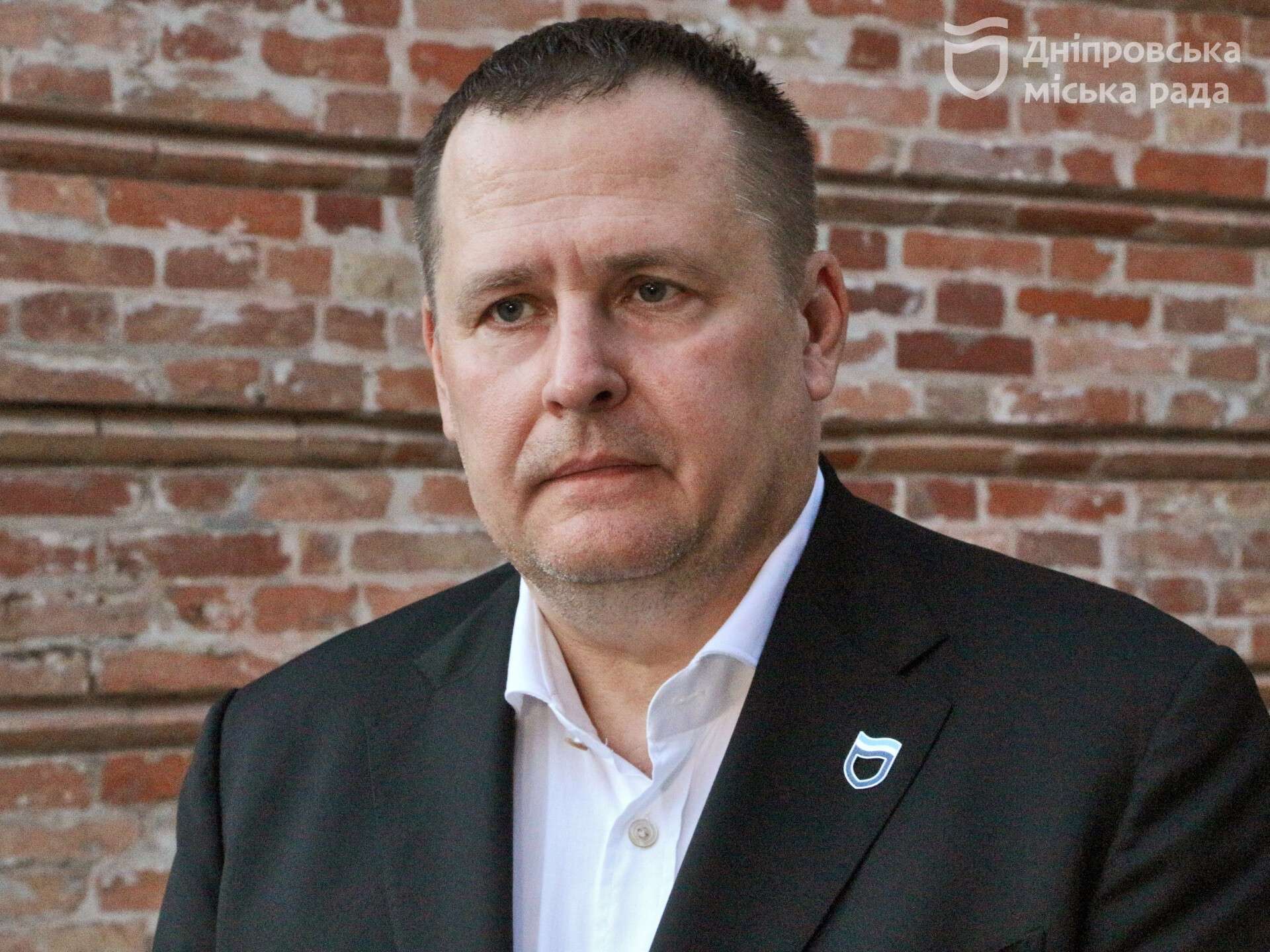 «Свято з минулого з життя»: Борис Філатов підсумував, як Дніпро відзначив День міста
Міський голова Дніпра Борис Філатов підсумував цьогорічне святкування Дня міста. За його словами, цього разу атмосфера найбільше нагадувала мирні часи…