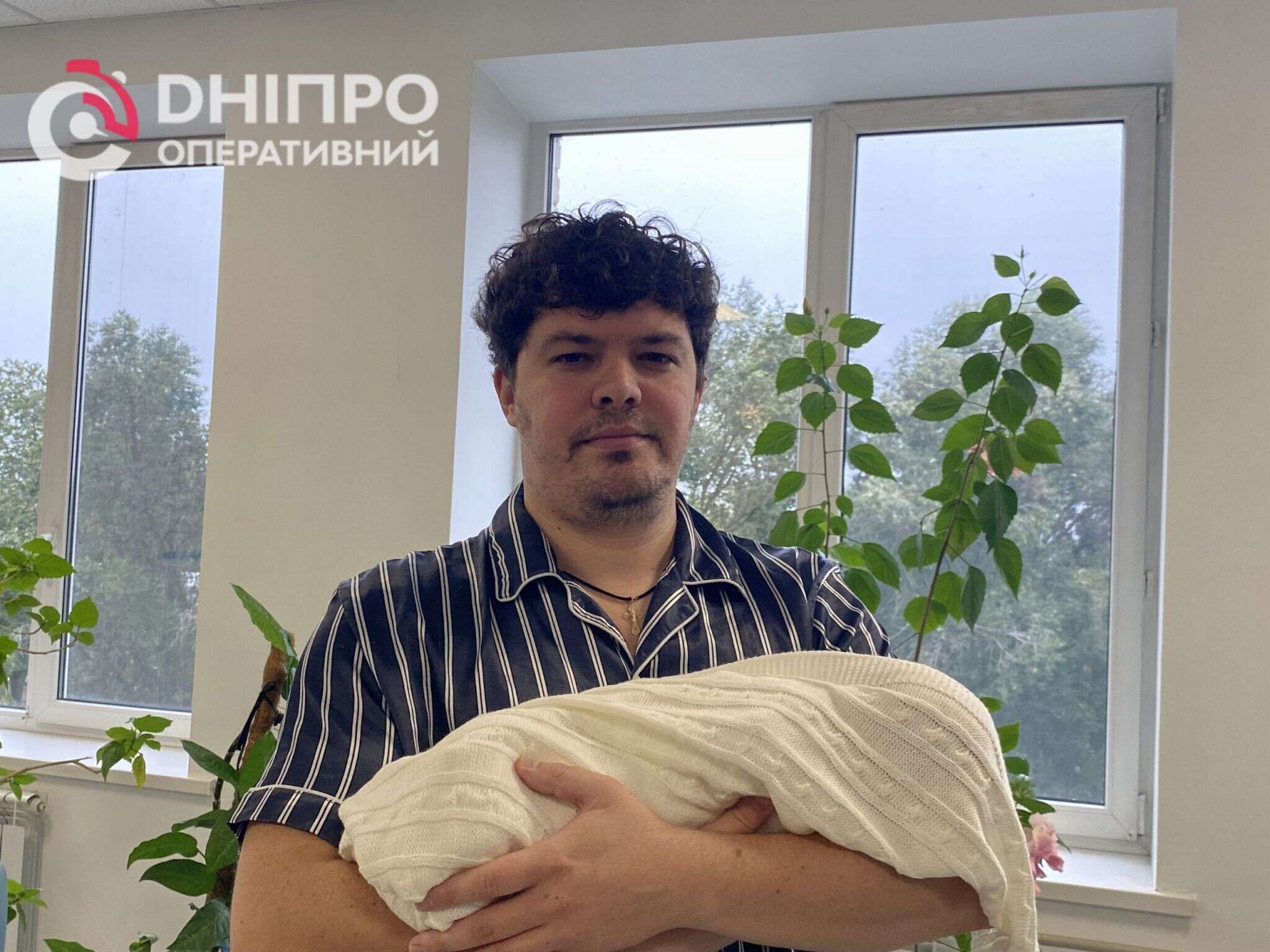 12 родин у Дніпрі отримали грошові сертифікати від міськради