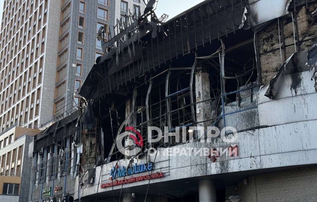 Який вигляд має ТЦ "Новий Континент" після атаки рф