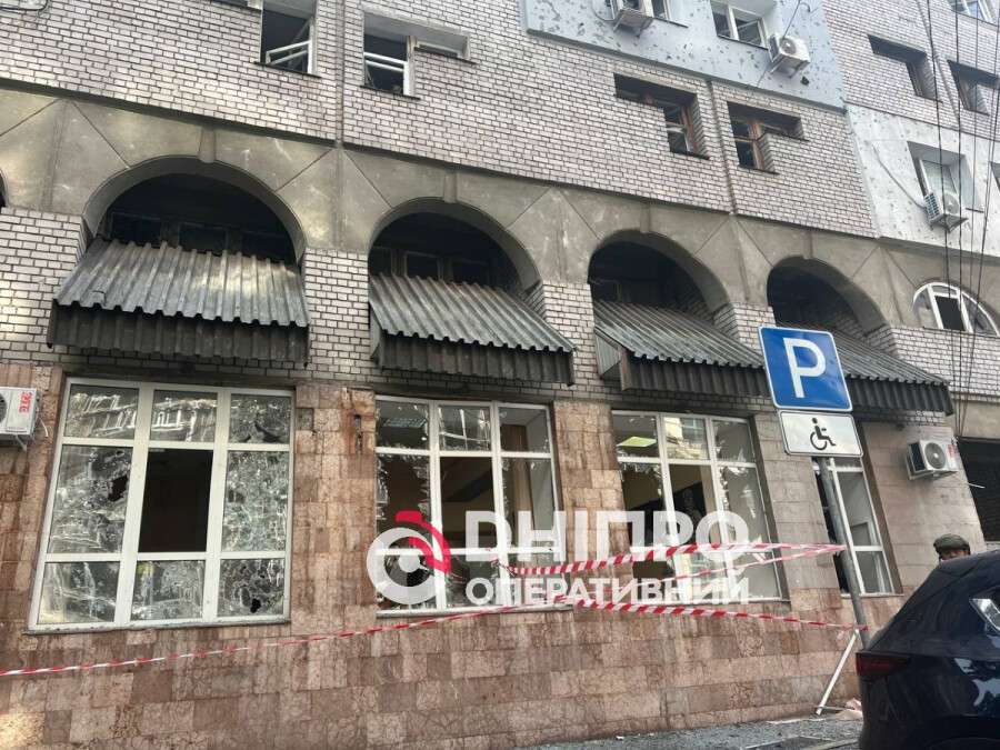 Удар по Днепру 28 сентября: повреждены жилые дома