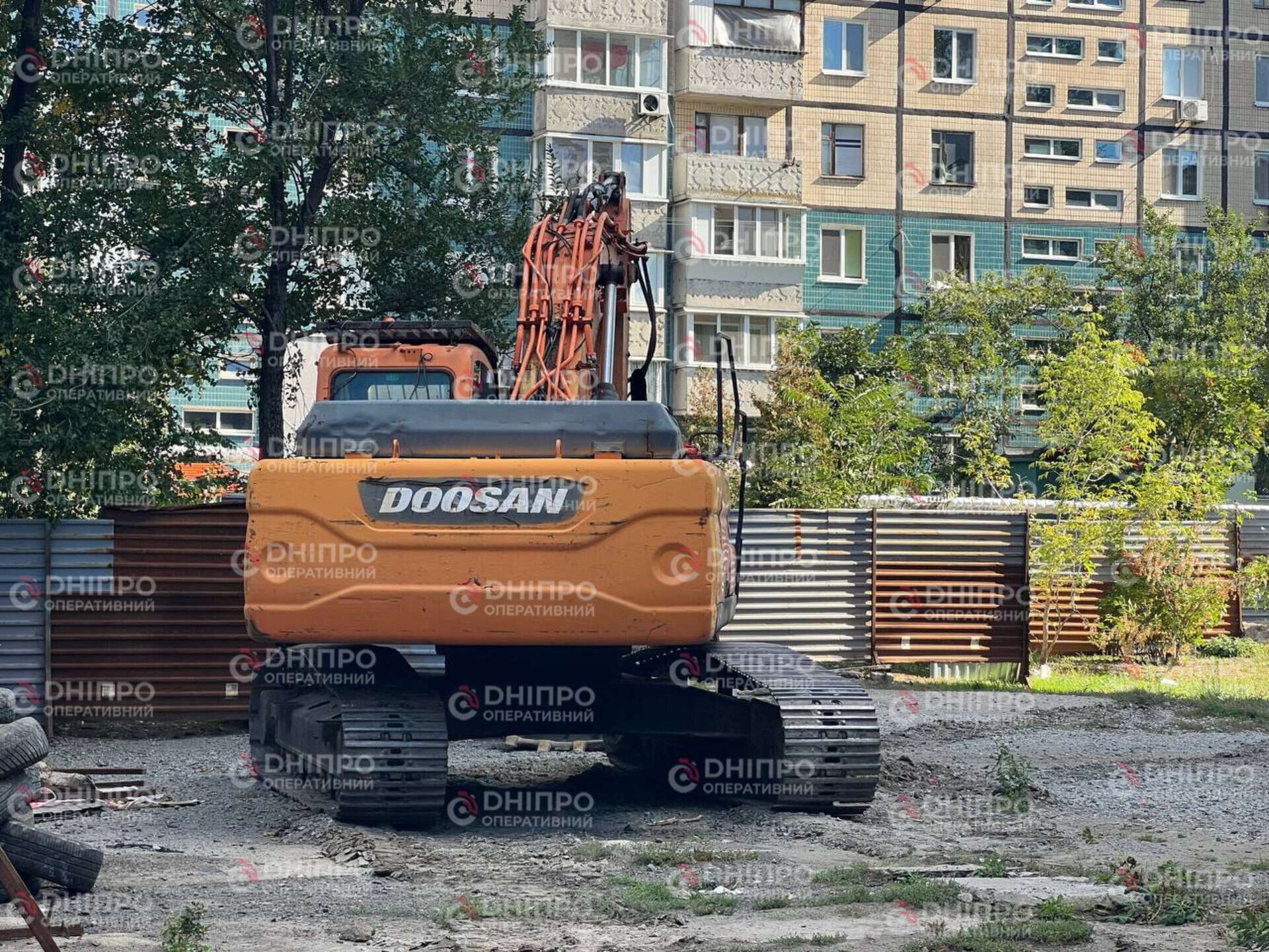 Атака на Дніпро 28.11.2025: частину пошкодженої багатоповерхівки демонтують