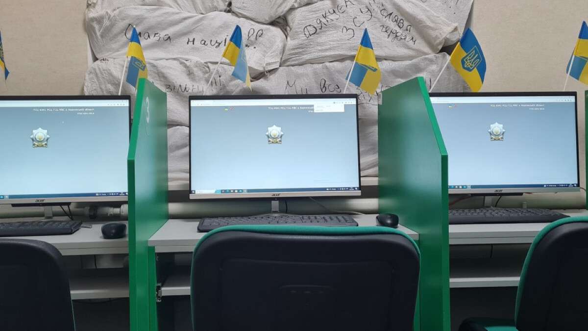 Іспит на права в Україні можна складати англійською