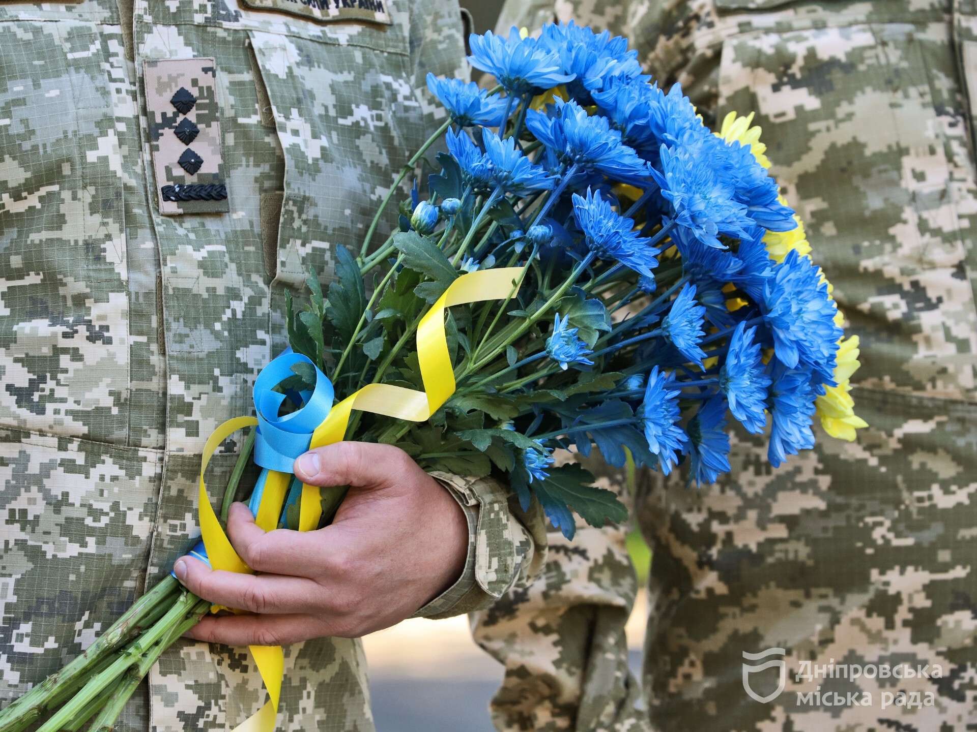 В Днепре почтили память погибших защитников