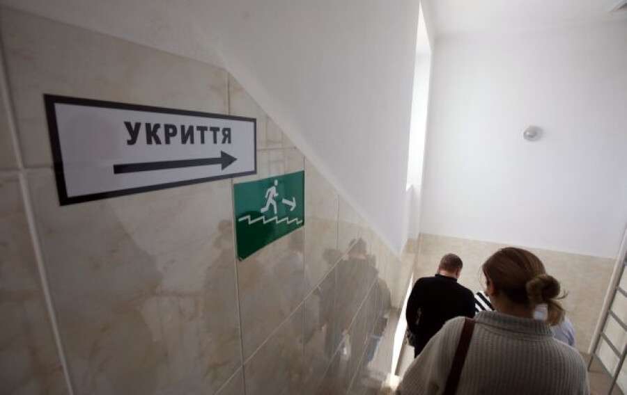 _povitryana_trivoga_likarnya_harkiv_gettyimages_1973659290_69d0702f61da6948ec9d97bc90b4bf5a_650x410