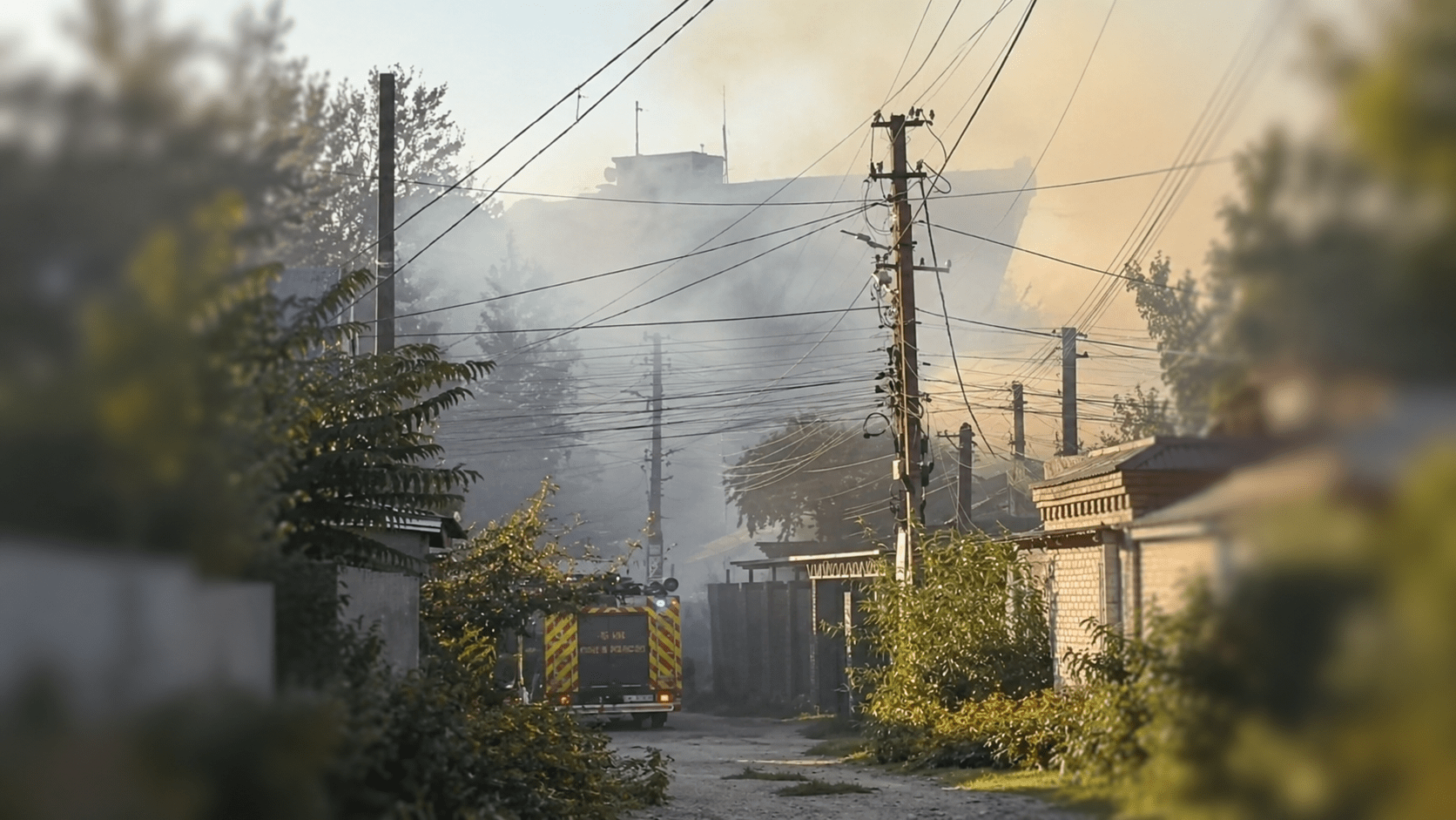 Вранці над АНД районом Дніпра здійнявся дим від пожежі: подробиці
Вранці 5 жовтня мешканці Амур-Нижньодніпровського району Дніпра могли помітити сильне задимлення. Що відомо про пожежу, розповість “Дніпро Оперативний”. 
Як повідомила…