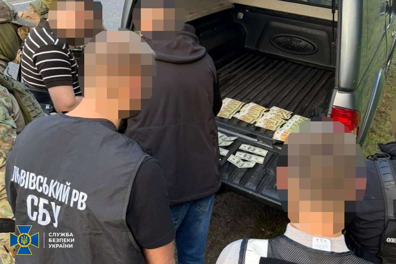 Дніпрянина затримали за організацію незаконного переправлення військовозобов’язаних за кордон – СБУ