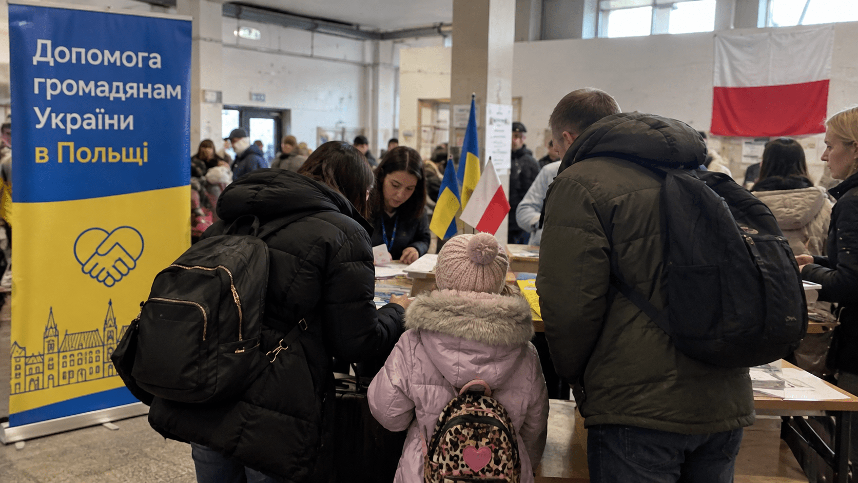 Українцям у Польщі можуть повернути скасовані пільги: чого чекати від нового закону