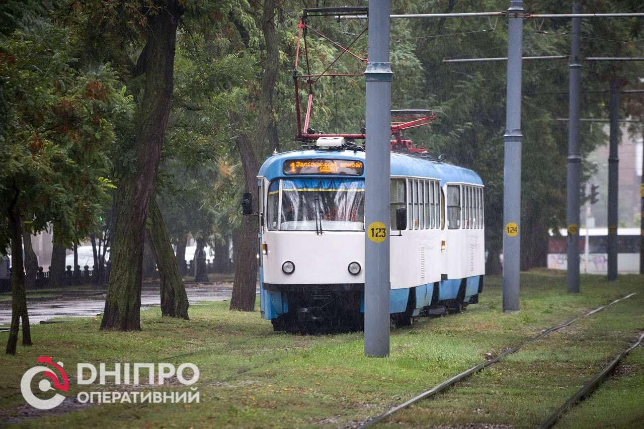Безкоштовний проїзд для пільговиків у Дніпрі: хто має право та які документи потрібні