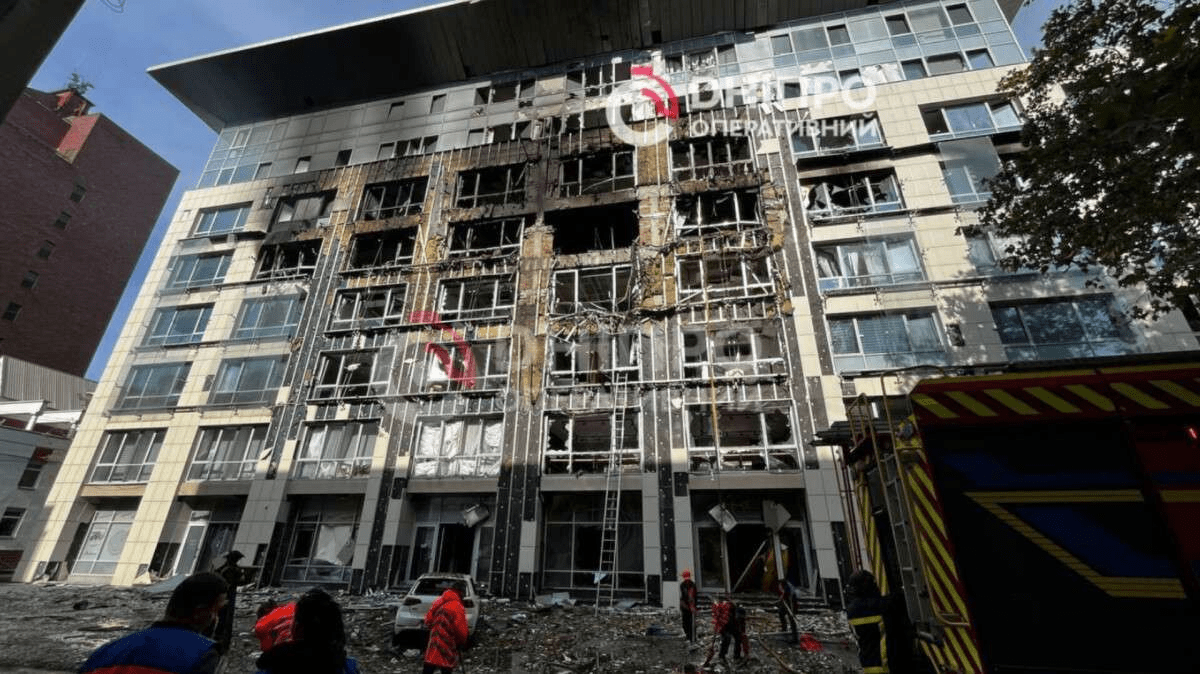 Атаки рф на Дніпро: як змінюються удари ворога та що на це впливає