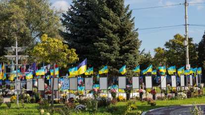 На площі Єдності в Дніпрі відкрили нову частину проєкту «Історії Героїв»