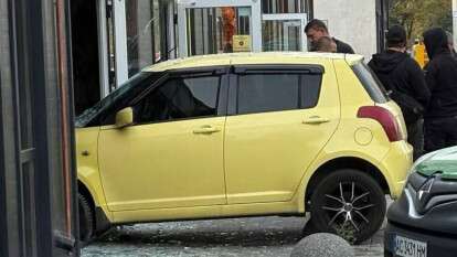 В'їхав у барбершоп Suzuki на ж/м Тополя 13 жовтня