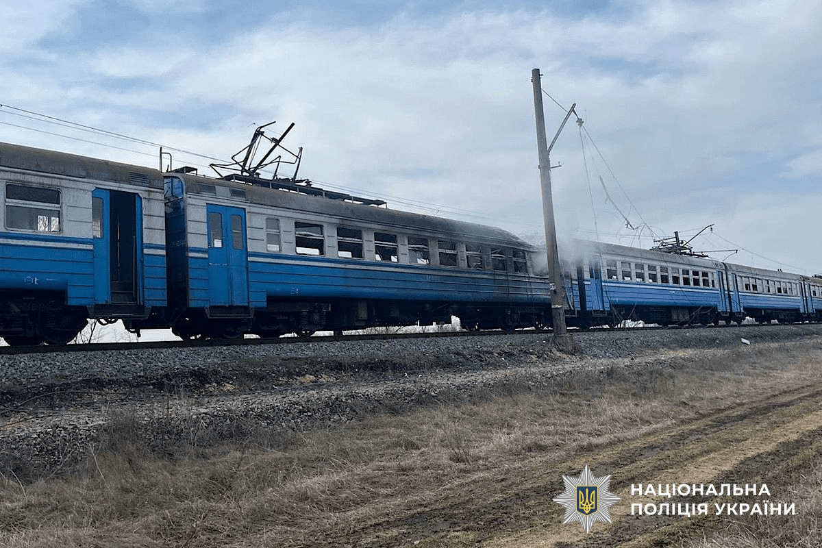 Автобуси та потяги з Дніпра: що дешевше, швидше та які ризики в дорозі