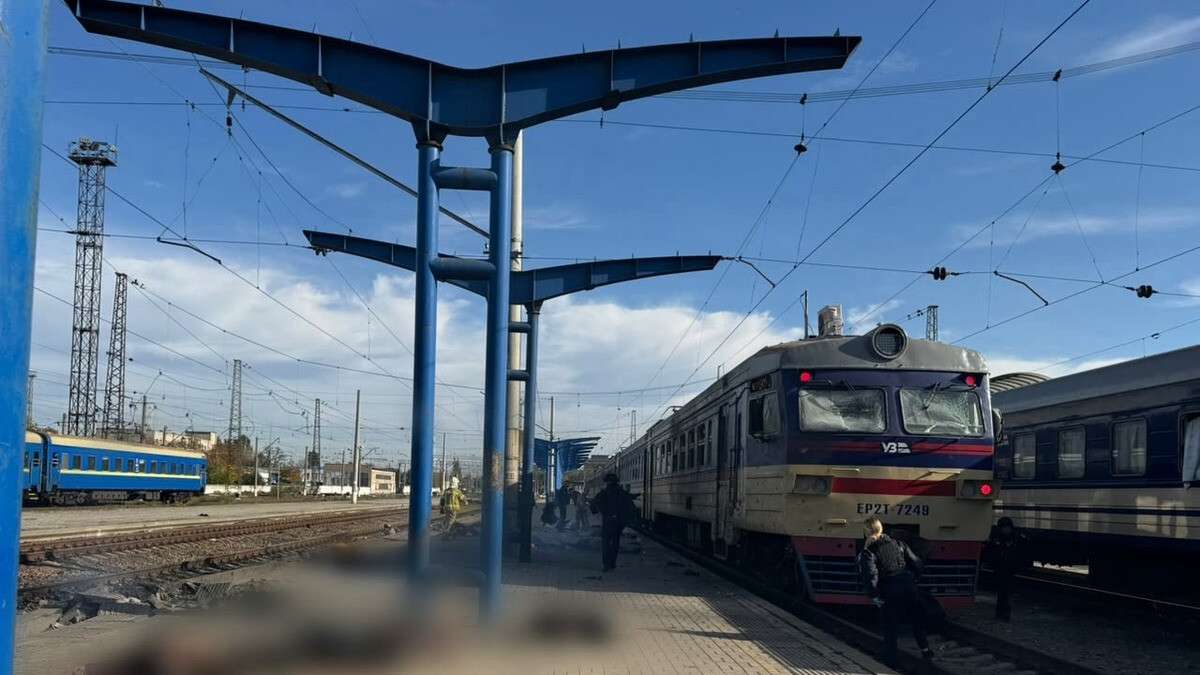 Удар по вокзалу в Днепре